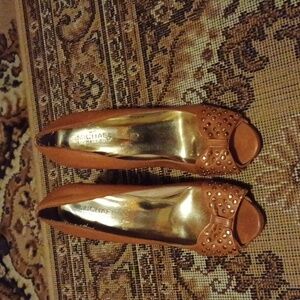 Michael Kors heels 👠 😍 8 1/2M